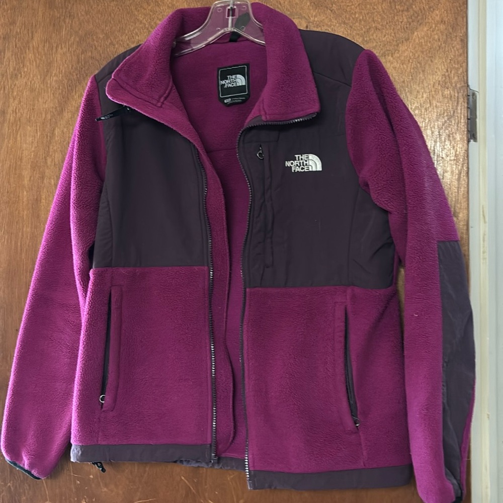 North face Jacket and matching gloves.